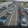 Gužve na granicama: Pojačan saobraćaj na Prohoru Pčinjskom, na Preševu čekanje oko 30 minuta