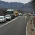 Sudar dva putnička vozila i autobusa na magistrali prema Crnoj Gori: Ogromne kolone vozila u oba pravca
