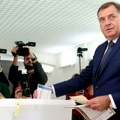 Dodik: Najbolje da Šmit odustane od manifestacija nemoći i zaobiđe Republiku Srpsku