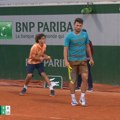 Tribine u Parizu podsetile na pun JNA, neverovatne scene za tenis: „Doš’o je i taj dan, j**o vas Miomir“! (video)