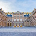 (Foto) hitno evakuisana Versajska palata u Parizu: "Bezbednosna intervencija u toku, izbegavajte to područje"