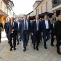 Dodik i Macut odali poštu srpskim žrtvama u Starom Brodu