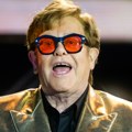 Muzika: Elton Džon se okliznuo u vili u Francuskoj, proveo noć u bolnici