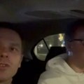 Predsednik Vučić i ministar Mali se provozali automobilom kroz grad (video)