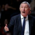VIDEO Pešić pobesneo na tajm-autu Srbije: „Protiv ovih indijanaca ne možemo…“