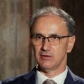 Premijer Macut osudio napad na pripadnike MUP u Novom Sadu, pozvao sve na uzdržanost i dijalog