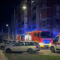 Eksplozija plinske boce u Sremskoj Kamenici Izazvala požar u dvorištu kuće: Na terenu ekipe vatrogasaca (foto)
