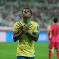 Petarda Brazila protiv Južne Koreje (video)