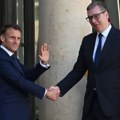 Vučić stigao u Pariz, sledi radna večera sa Makronom