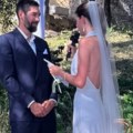 Oženio se legendarni Srbin (42), intimno venčanje na jugu Francuske. Mlada u haljini sa skroz golim leđima, tu su i trubači…