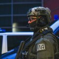 Srbin u Gracu zlostavljao žene u šumi! Policija ga našla na klupi, sumnja se da je bilo mnogo više žrtava