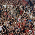 Saopštenje Crvene zvezde: Prepoznata lica koja su bacala predmete na teren