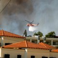 Požar besni na Rodosu – evakuisane hiljade turista, stanovnicima četiri sela naloženo da ih napuste
