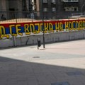 Koga izbezumljuju grafiti i refreni „Kad se vojska na Kosovo vrati” (video)