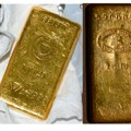 Otkriveno koliko je zlata i novca pronađeno u kući senatora optuženog za korupciju