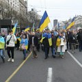 "Marš solidarnosti sa Ukrajinom" u Beogradu: Učesnici šetali od Pionirskog parka do Trga republike