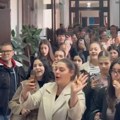 Učenici i nastavnici Valjevske gimnazije protestovali protiv prinudne uprave u školi