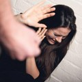 "Nasilje nikada ne počinje udarcem, već preteranom kontrolom!" Čak 15 slučajeva femicida od početka godine: Žene nisu dovoljno…