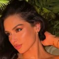 Anja Bla uživa na plaži u Dubaiju dok okolo padaju bombe: Ljudi na mrežama imaju hit komentar (foto)
