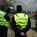 Odbio alkotestiranje, nudio policajcima mito, pa pobegao: Uhapšen Nišlija (38)
