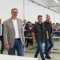 Vučić nastavlja posetu Topličkom okrugu obilaskom destilerije MI-MI d.o.o. u Blacu