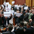 Opoziciona opstrukcija Skupštine: Uzaludno pištanje i Orlićeva mantra