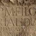 Istorija carstva kroz život jednog viteza: Jedinstvena ploča iz rimskog perioda, posvećena Marku Ulpiju, u Narodnom muzeju…