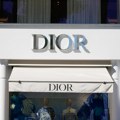 Dior stavljen pod sudski nadzor! Skandal u modnoj kompaniji u Italiji zbog radne eksploatacije
