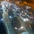 Presek stanja na putevima tokom večeri Na ovom izlazu čeka si 4 sata! Na putničkim terminalima nema zadržavanja