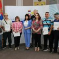 Nabavka poljoprivredne mehanizacije za izbegla i interno raseljena lica