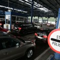 Gužve na granici: Putnička vozila na Batrovcima čekaju šest sati