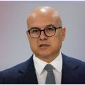 "To nije krov nad glavom, već mesto gde se uči i studira" Lider SNS Vučević o haosu koji su blokaderi ostavili za sobom na…