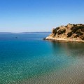 Plaža na Jadranu ocenjena kao jedan od najlepših skrivenih dragulja: Ovde nema gužvi, a ni ležaljki