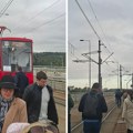 Stali tramvaji ka Novom Beogradu! Putnici morali da nastave peške u cik zore