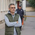 Decu koja već treću nedelju protestuju ispred Doma učenika u Zrenjaninu kao da niko ne vidi i ne čuje! Dom učenika „Angelina…