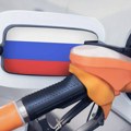 Русија од продаје нафте и гаса у јануару зарадила упола мање него лане