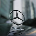 Kompanije Stelantis i Mercedes-Benc pregovaraju o saradnji sa kineskim rivalima