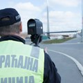 Motorom jurcao skoro 240 na sat! U toku velika akcija policije na putevima Srbije: Muškarcu odmah oduzeto vozilo, a sledi i…