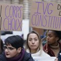 Francuska i prava žena: Pravo na abortus sada u Ustavu