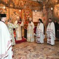 Patrijarh Porfirije služio na Vaskrs liturgiju u Pećkoj patrijaršiji