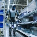 VIDEO: Kina na granici sa Vijetnamom raspoređuje humanoidne robote za kontrolu gužvi