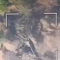 Trenutak uništenja američke haubice M777 Napeto u pravcu Artjomovska(VIDEO)
