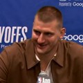 Jokić nakon bolnog poraza: Najbolji košarkaš na svetu nasmejao sve na konferenciji urnebesnom izjavom! (video)