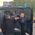 "Napad na policiju je napad na državu": Dačić o sukobima navijača u Novom Pazaru, 10 osoba privedeno