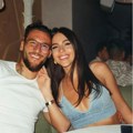 Anastasija sa zaovom napravila lom u provodu! Utegla se u korset, grudi na izvolte, a tek Vanju Gudelj da vidite...