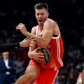 Olimpijakos dovodi centra: Kako će ovo uticati na Filipa Petruševa?