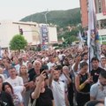 "Ми вечерас голоруки бранимо слободу": Протест Ужичана због бруталности полиције и привођења грађана
