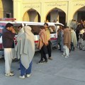 Najmanje pet osoba poginulo u padu vojnog helikoptera u Pakistanu zbog tehničkog kvara