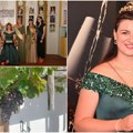 Specifičan i atraktivan način za afirmaciju pića bogova u Sloveniji Vinska kraljica promoter vina iz cele države
