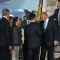 Tramp doputovao u Peking: Dočekala ga garda i vojni orkestar